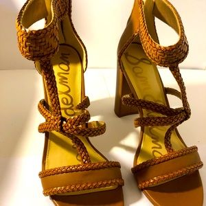 SAM ELDELMAN  leather shoes